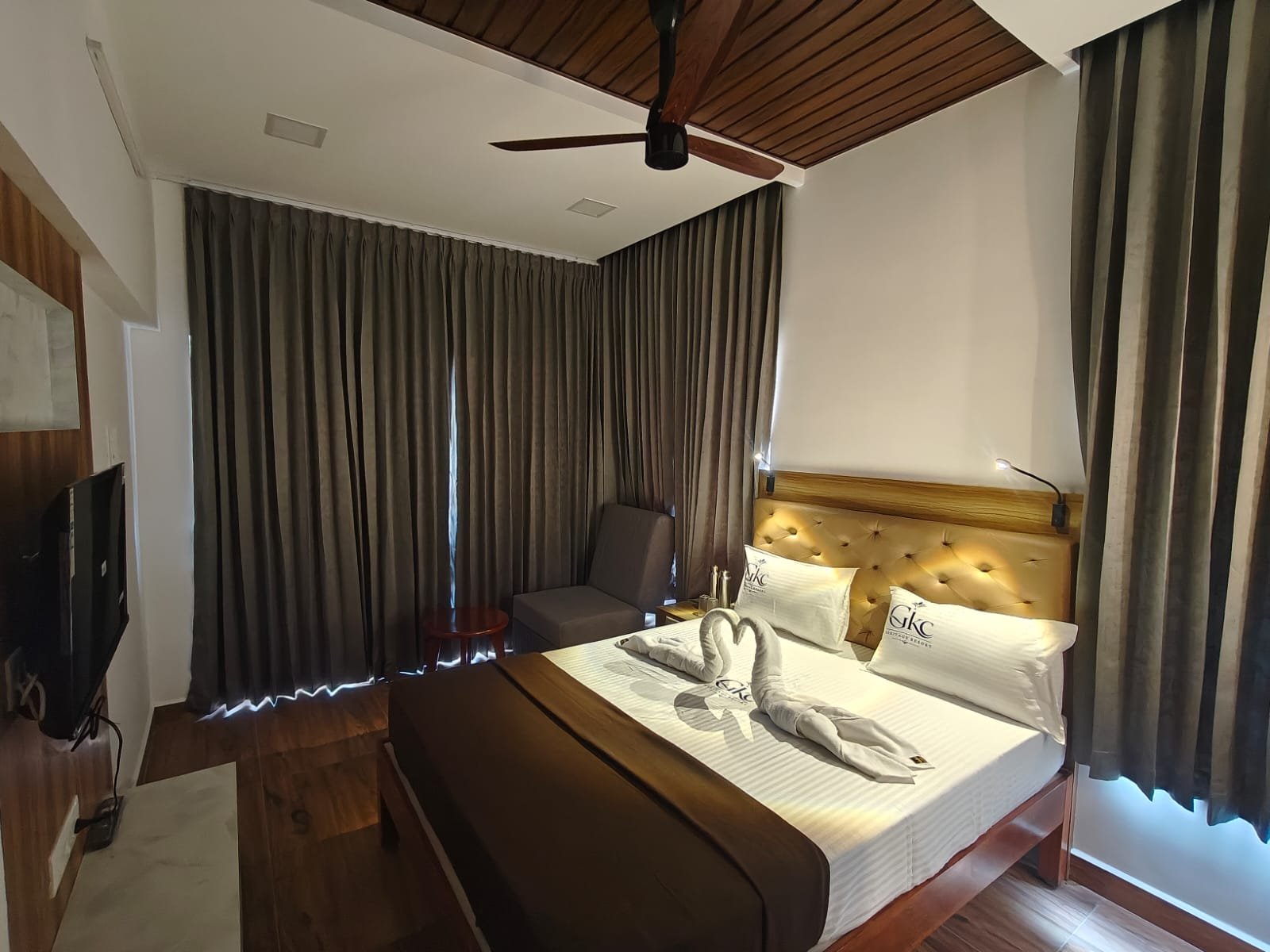 Queen Suite